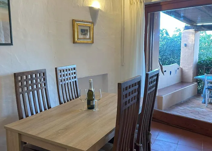 L'olivastro 1 Holiday home *