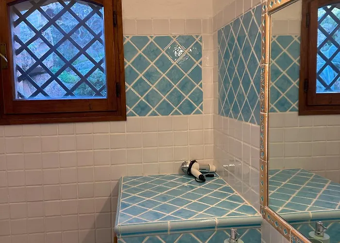 Holiday home L'olivastro 1 *