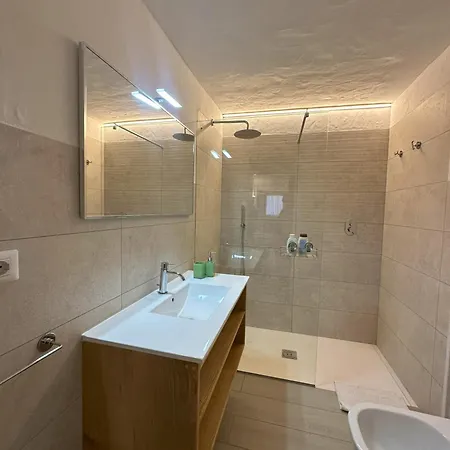 Holiday home L'olivastro 1